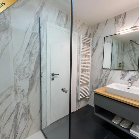 Jarun 3* Zagreb